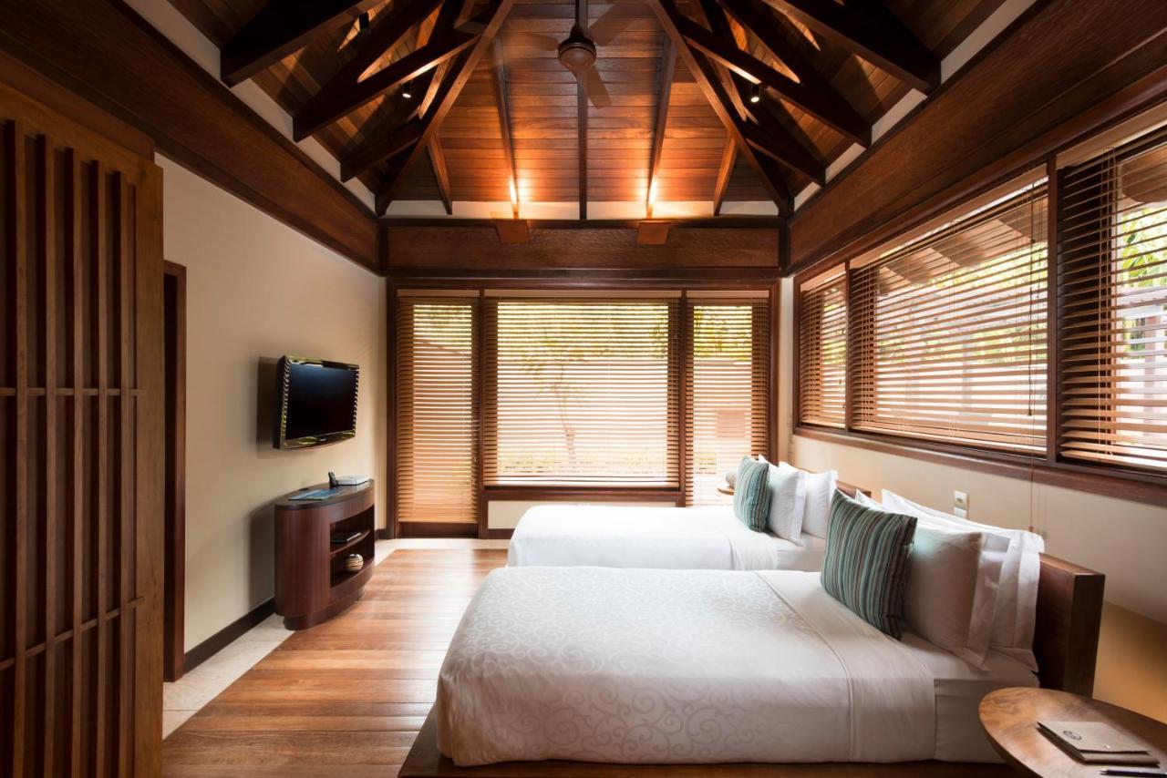 Hotel Constance Ephelia Port Glaud Esterno foto A bedroom at The Residence, Phuket