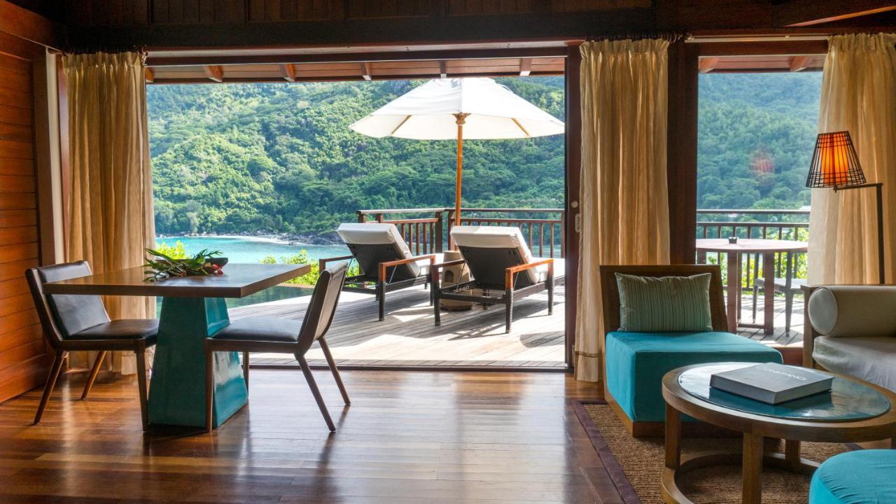 Hotel Constance Ephelia Port Glaud Esterno foto A view of the Andaman Sea from a suite at the resort