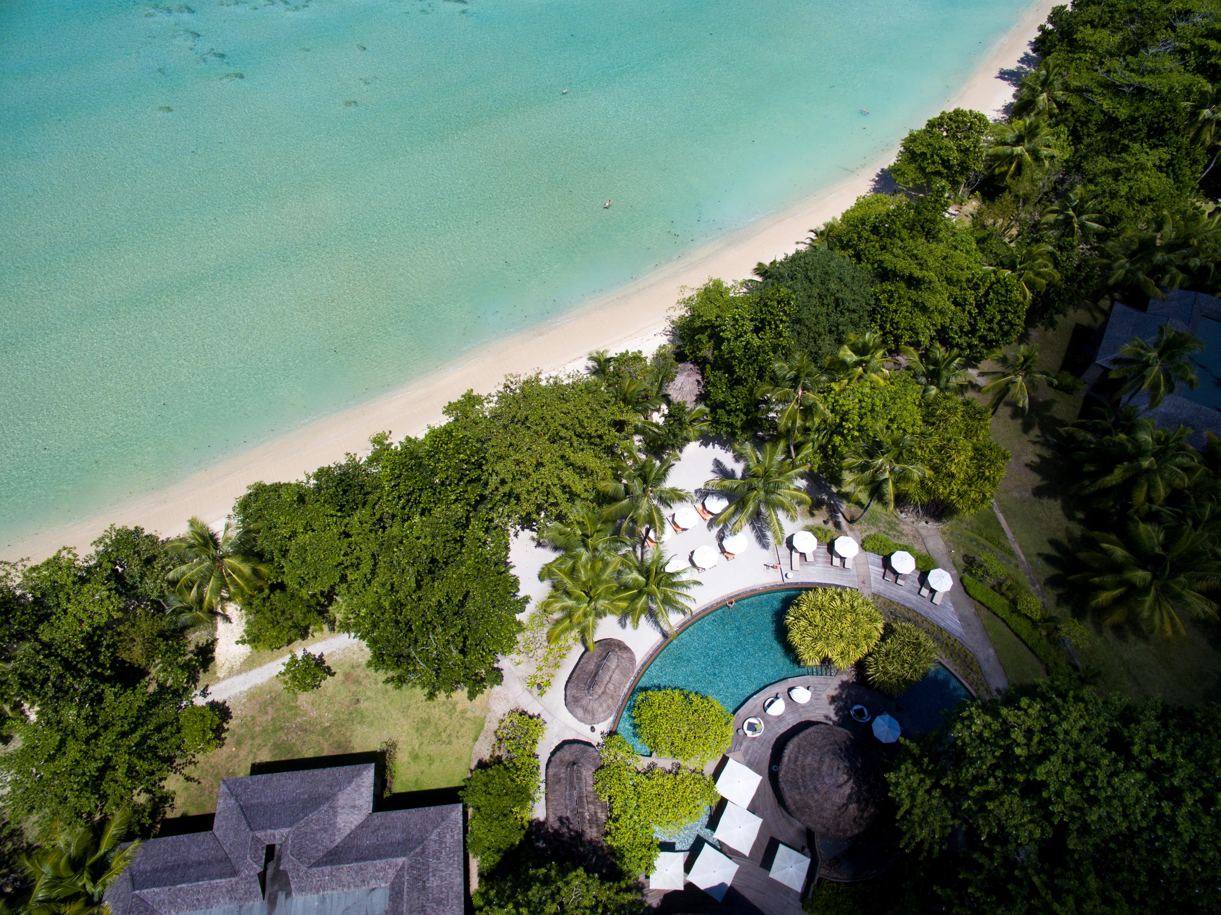 Hotel Constance Ephelia Port Glaud Esterno foto Aerial view of the resort