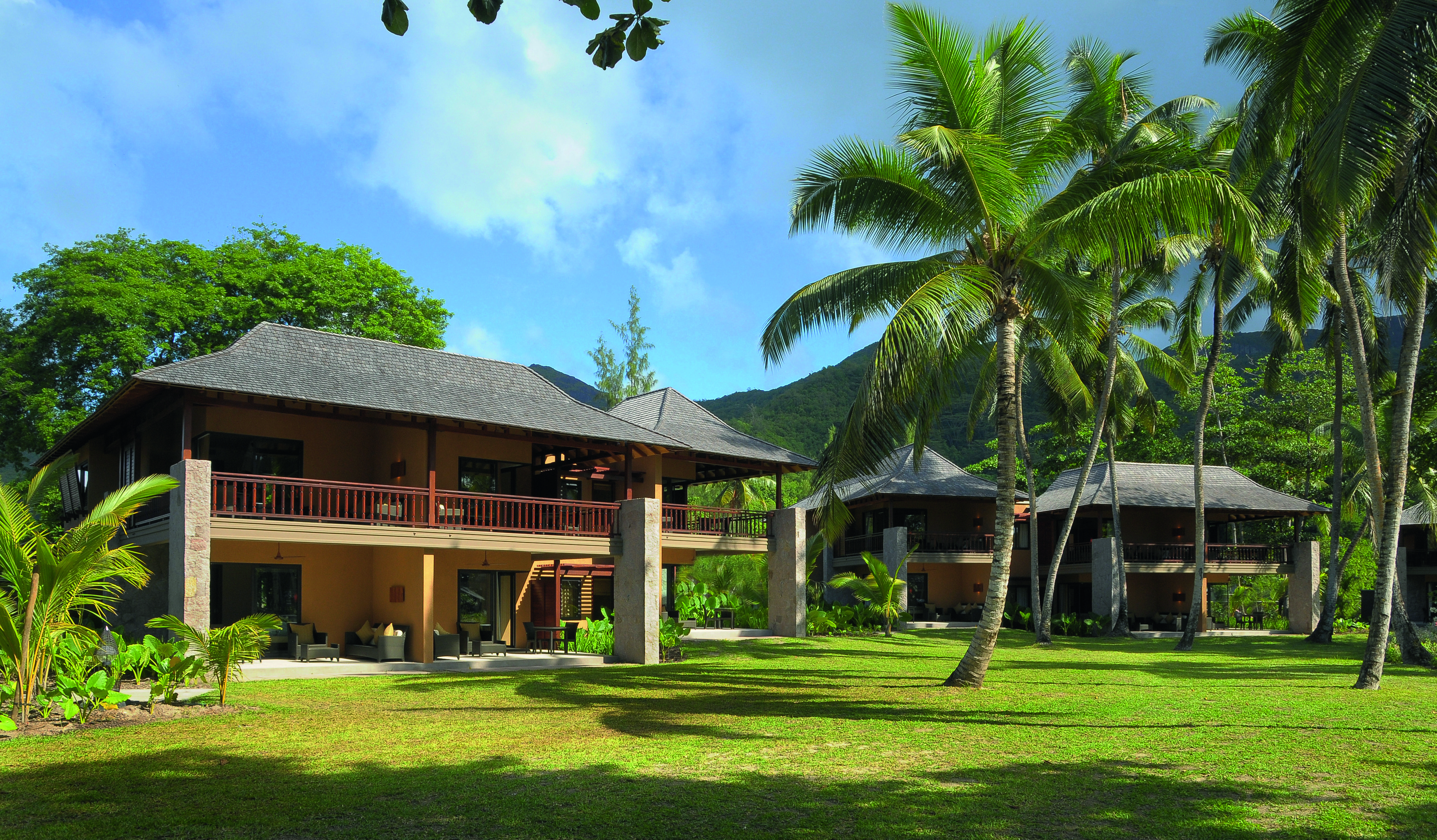 Hotel Constance Ephelia Port Glaud Esterno foto Bora Bora